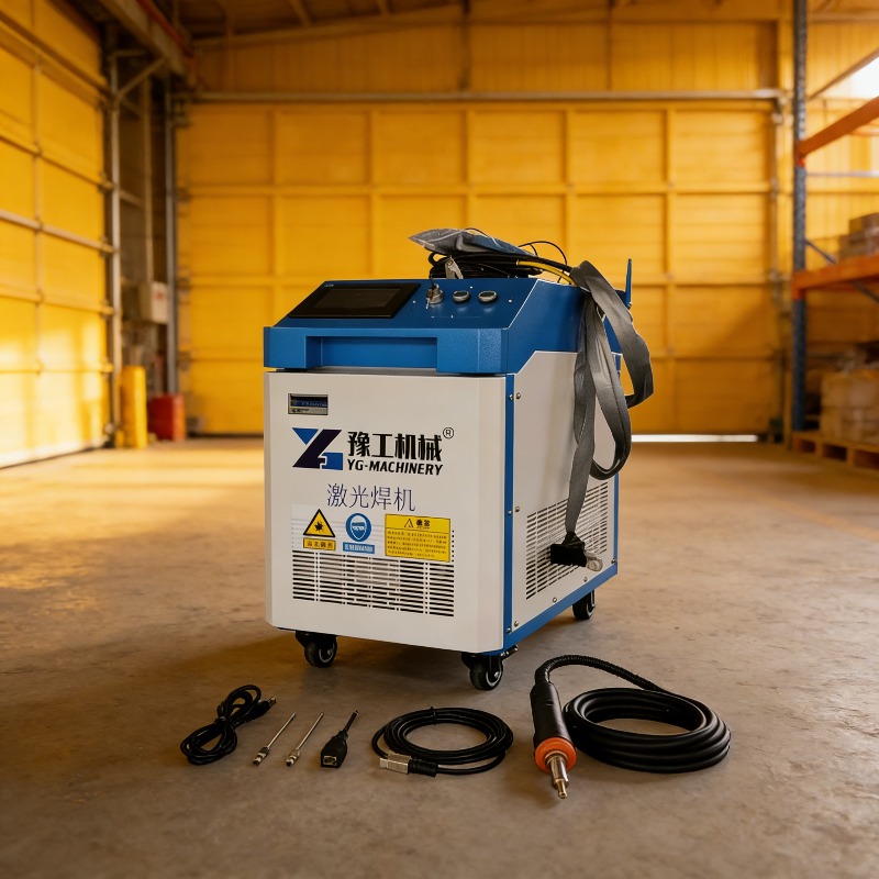 آلة تنظيف بالليزر النبضي 3 في  - مراجعة Industrial Laser Cutter For Metal وسعره