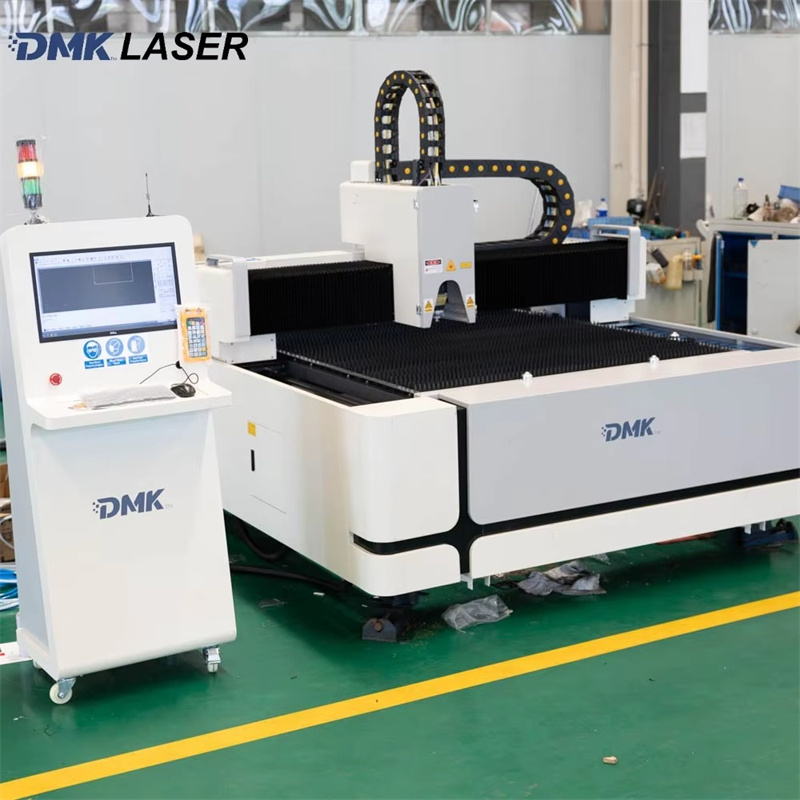قاطع صفائح معدنية مفتوح الطراز - مراجعة Industrial Laser Cutter For Metal وسعره